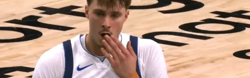 足球-弗拉格抱怨裁判未吹哨：防守球员狠狠地打中了我的嘴巴